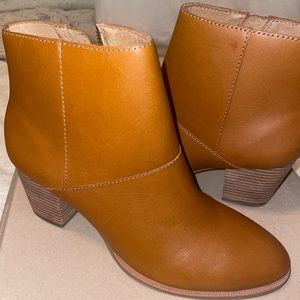 NWOT MADEWELL English Saddle Heeled Booties